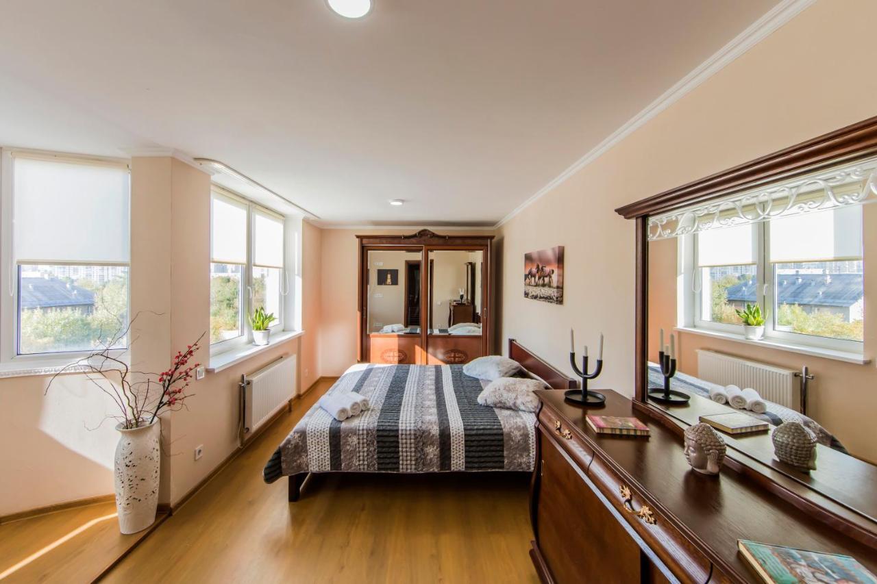 Super Comfort Flat For You Near The Metro. Kiev Buitenkant foto
